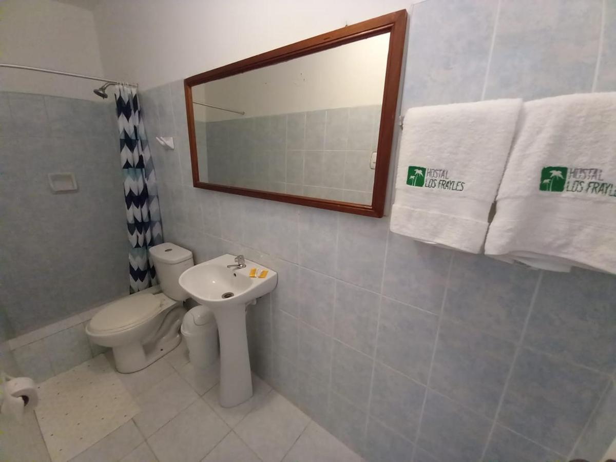 Hostal Los Frayles Paracas Ngoại thất bức ảnh