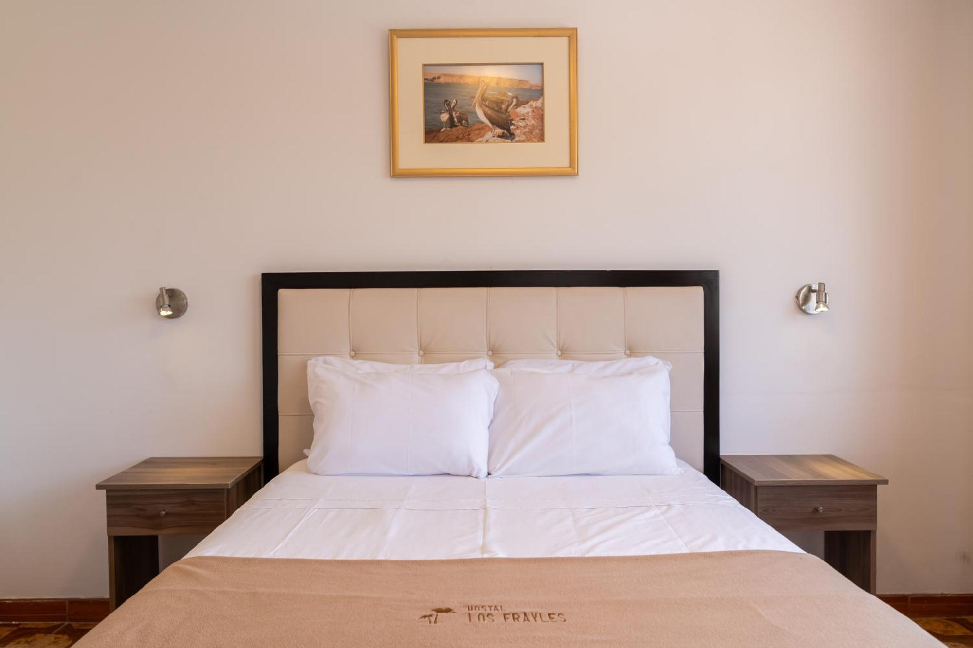 Hostal Los Frayles Paracas Ngoại thất bức ảnh