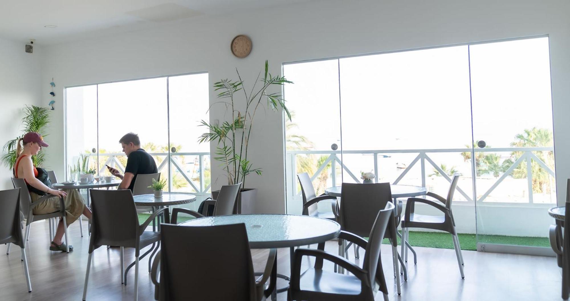 Hostal Los Frayles Paracas Ngoại thất bức ảnh